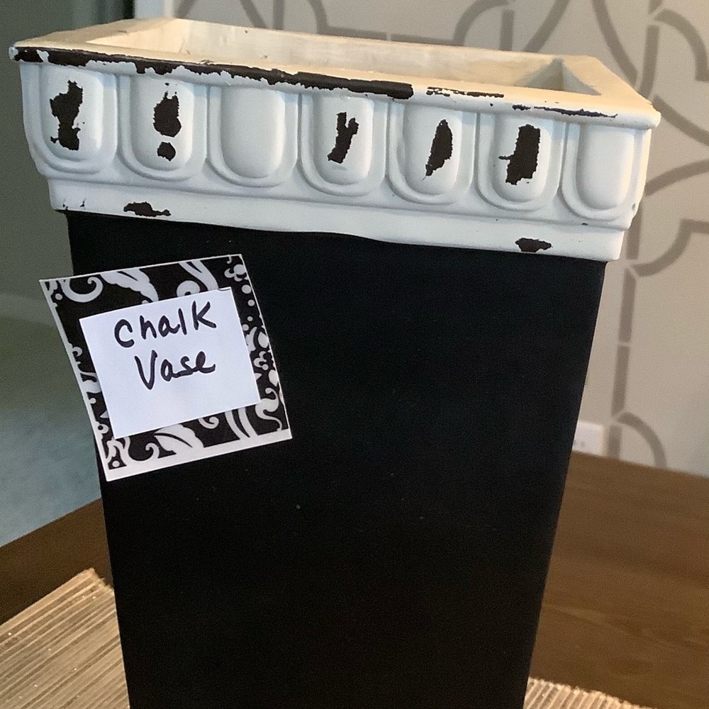 Vase with Chalk Finish